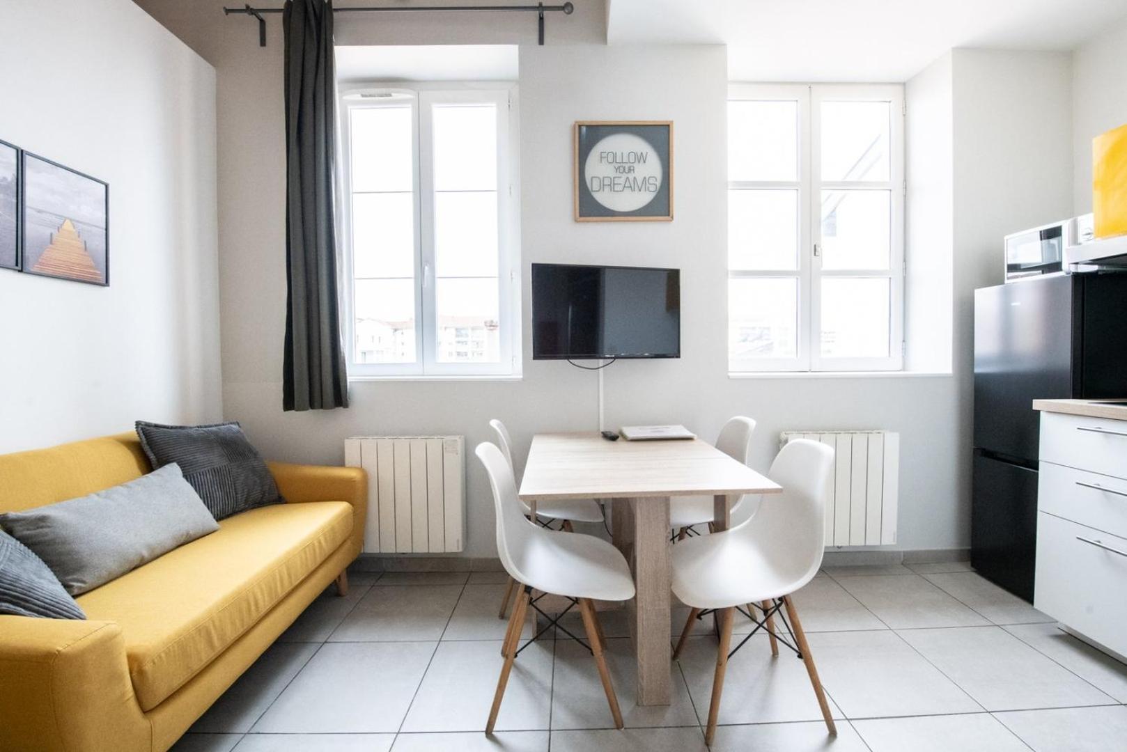 Loft Scandinave Cosy et HiTech à Lyon Part-Dieu Exterior foto